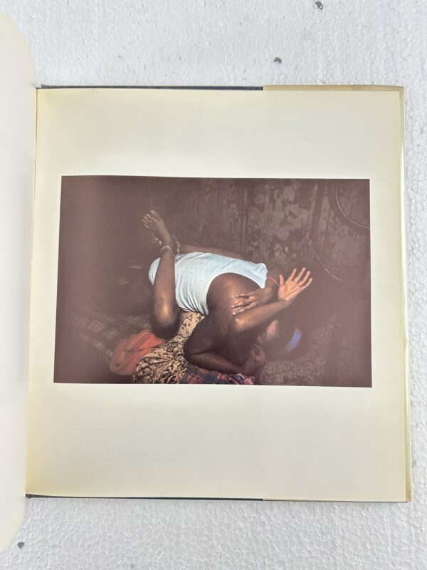 Mark-7 Mary Ellen Mark, Falkland Road : Prostitutes of Bombay