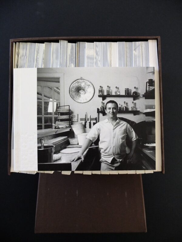 Erwitt-5-small Elliott Erwitt, Flip-o-Rama (18 flip books)
