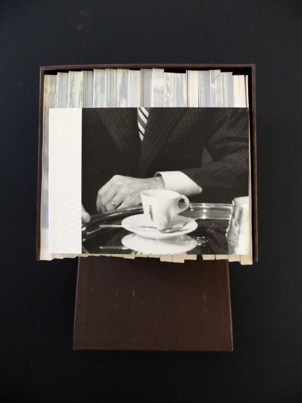 Erwitt-7-small Elliott Erwitt, Flip-o-Rama (18 flip books)